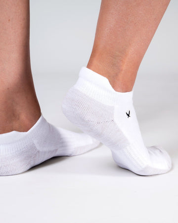 SORA Women's Fusion Ankle Sock - White